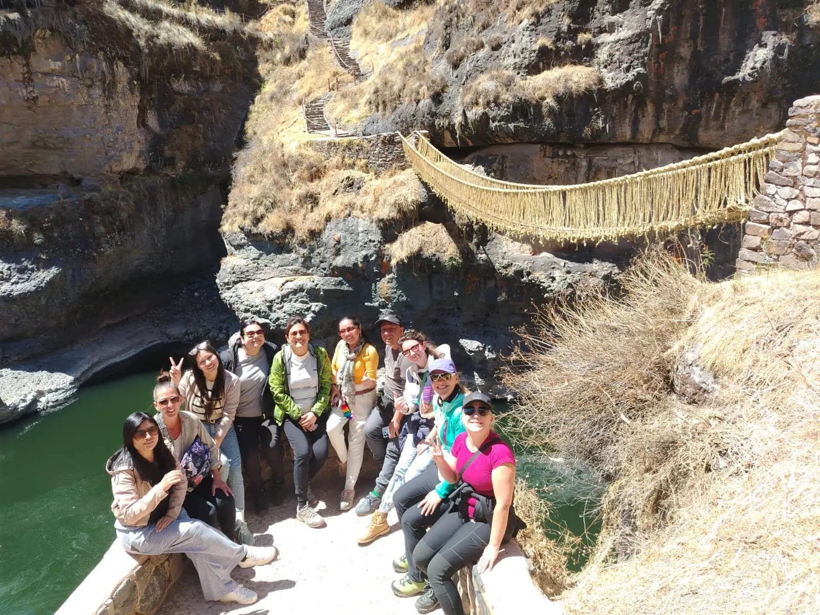 Cómo se Construye el Puente Q’eswachaka: Tradición Viva sobre el Río Apurímac