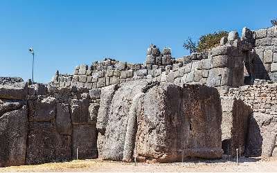 O que ver em Sacsayhuaman?
